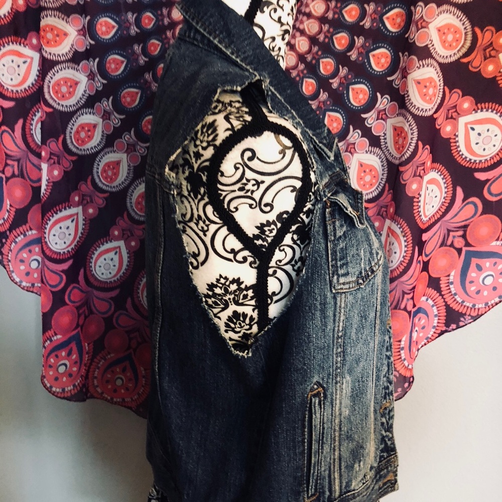 💜DENIM VEST💜 - Picture 3 of 4